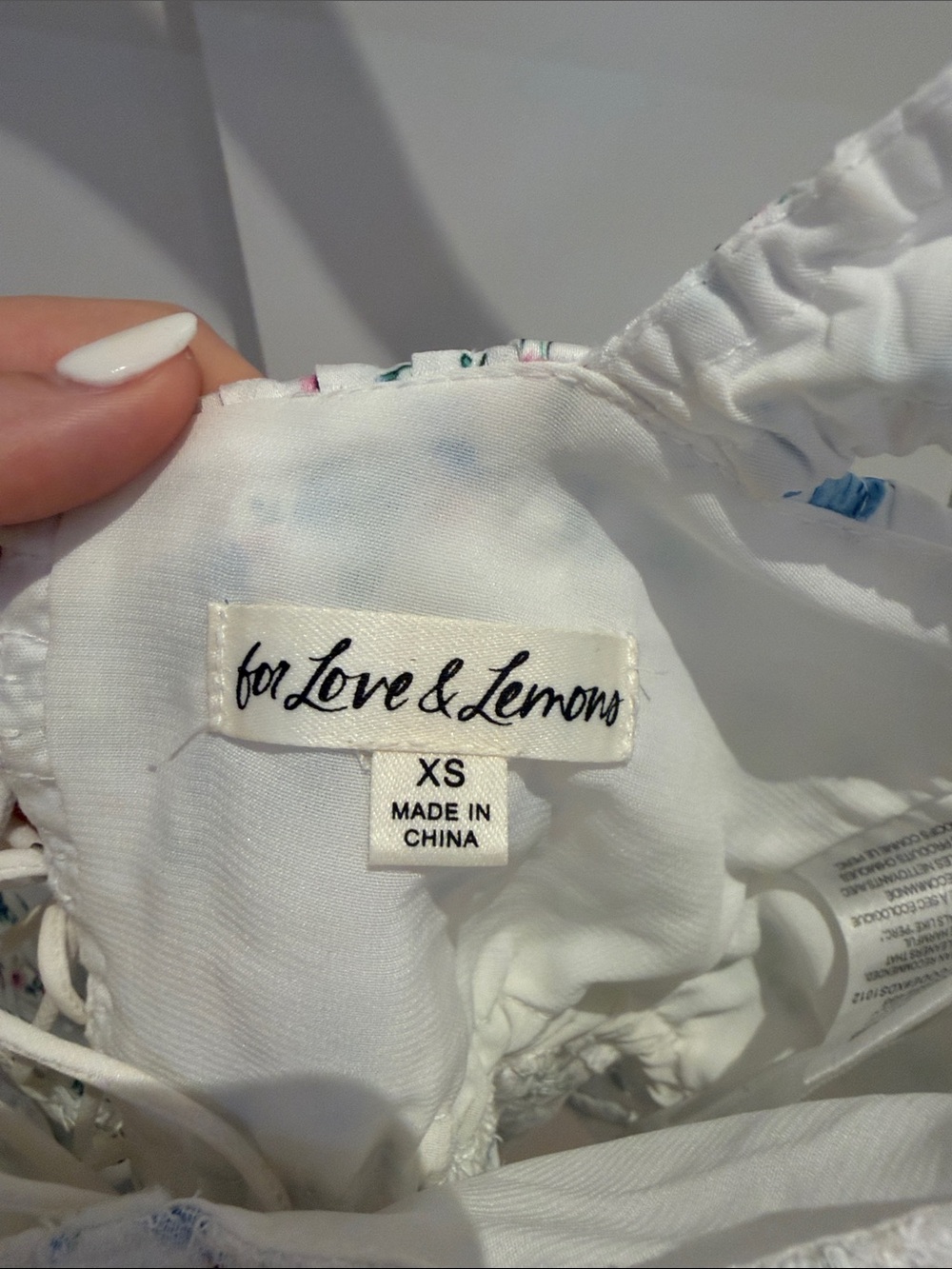 For Love & Lemons White Floral Puff-Sleeve Cropped Top - Picture 2 of 2